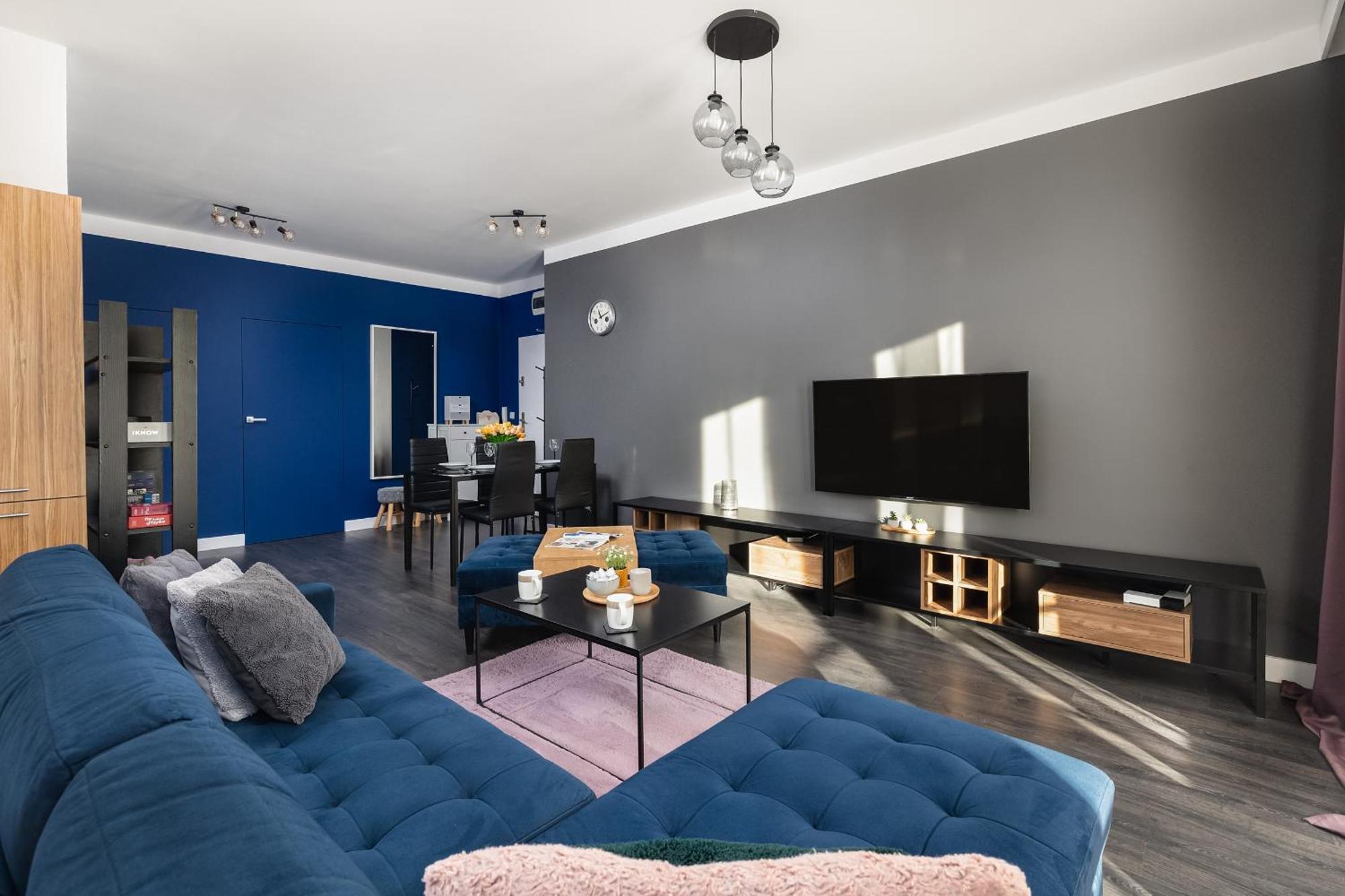 Mysterious Blue With Two Bedrooms And Balcony In By Renters