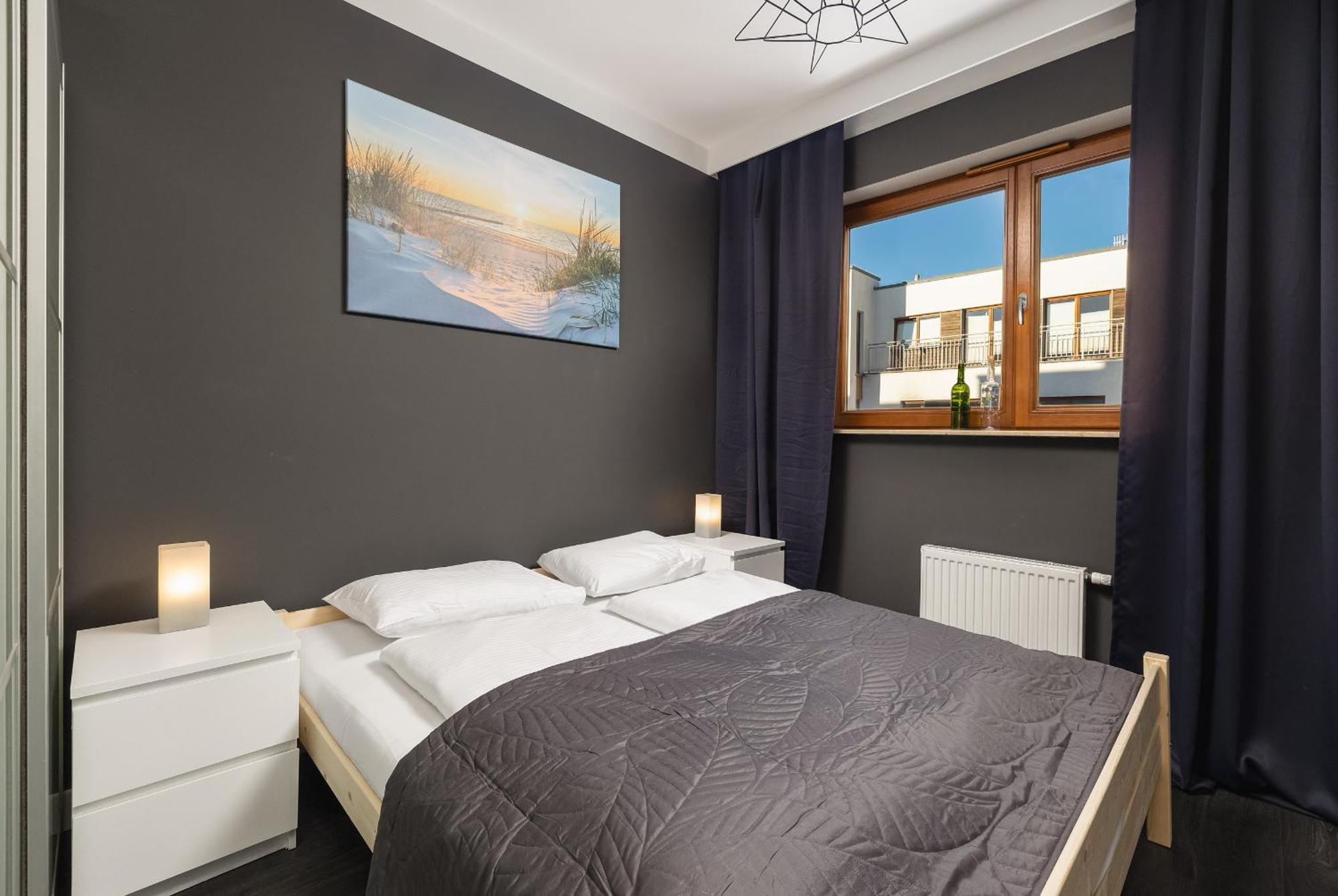 Апартаменти Mysterious Blue With Two Bedrooms And Balcony In By Renters *